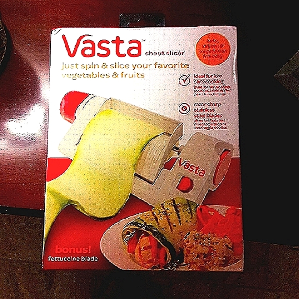 Vesta Vegetable and Fruit & Sheet Slicer NWT